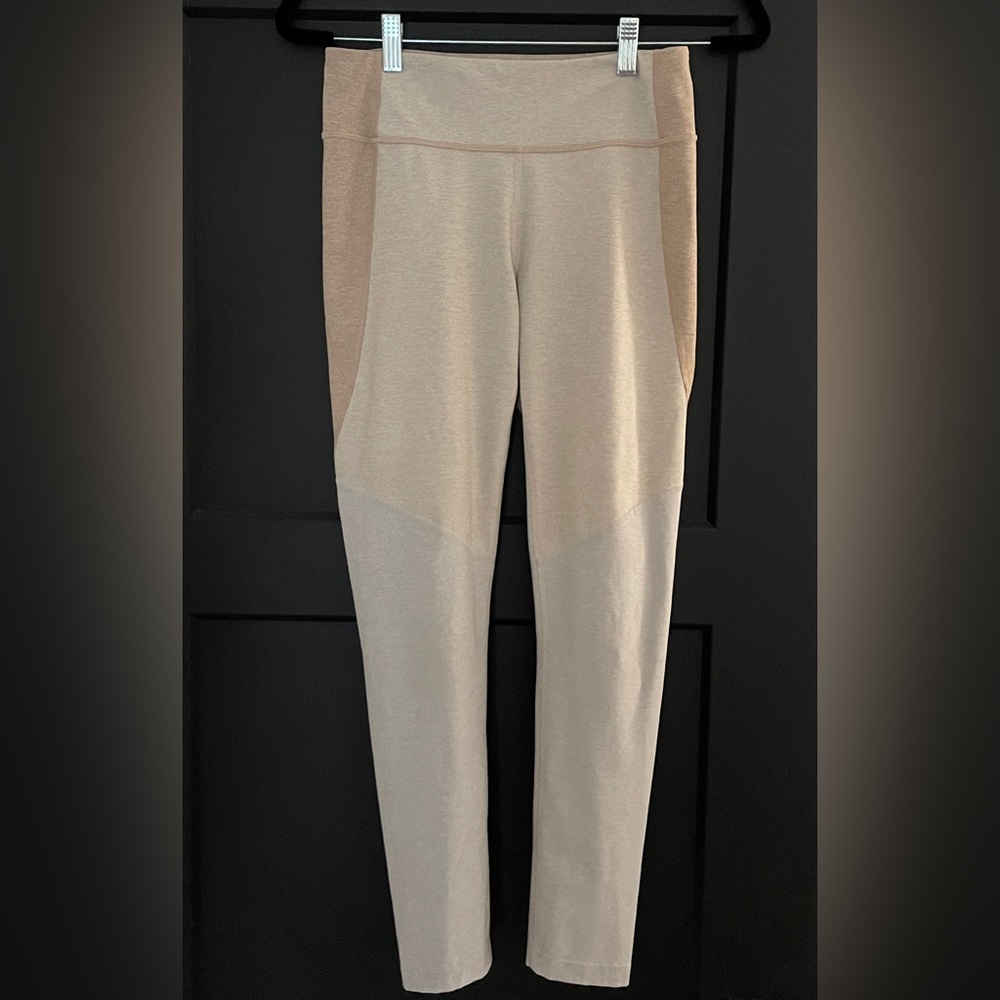 Outdoor Voices Leggings NWOT Size Med